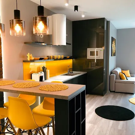 Apartament Elegance Yellow W Nautica Resort Giżycko Exteriér fotografie