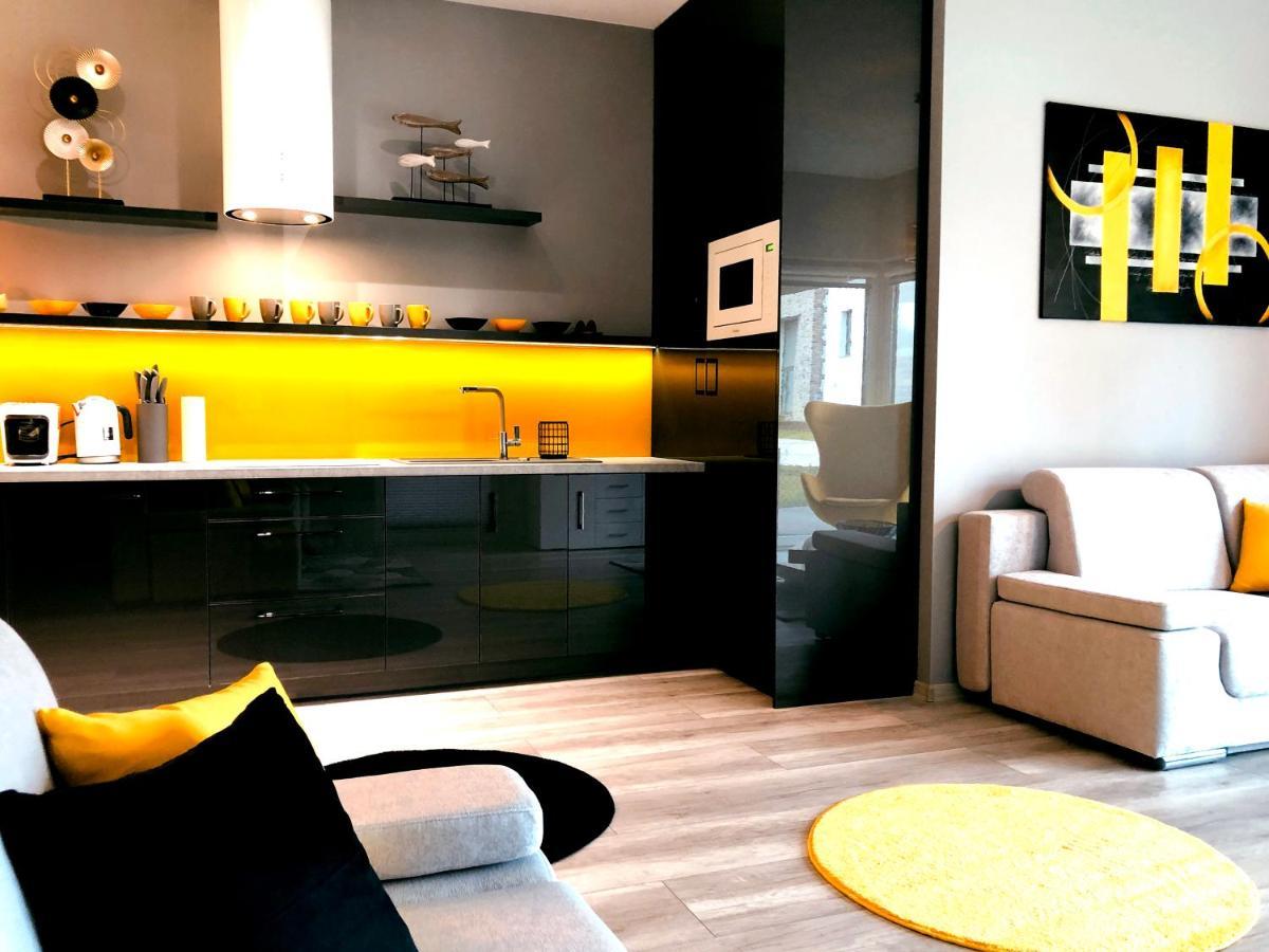 Apartment Elegance Yellow W Nautica Gizycko